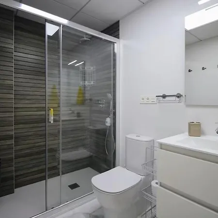 Apartamiento En Con Balcon Torrevieja