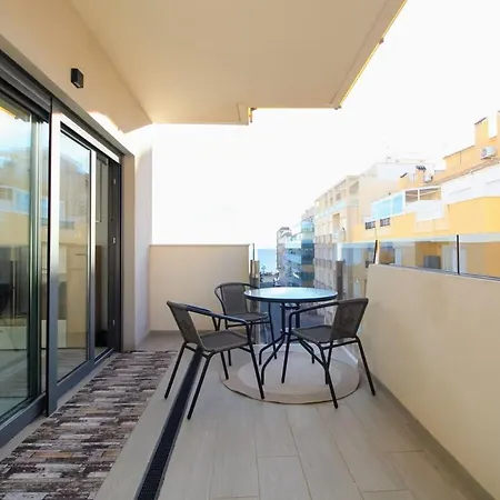 Apartamiento En Con Balcon *