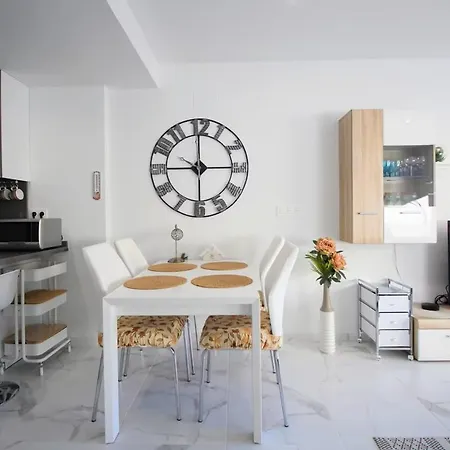 Apartment Apartamiento En Con Balcon Torrevieja